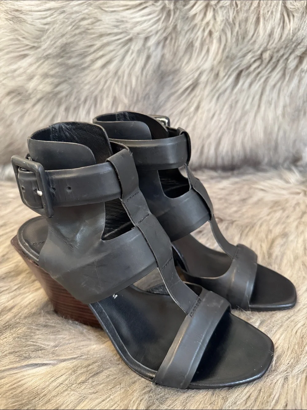10 Crosby Derek Lam Black Leather Strappy Wedge Sandals Size 5.5